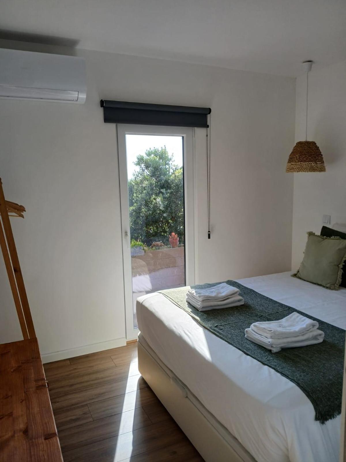Azen Cool House Bed & Breakfast Azenhas do Mar Luaran gambar