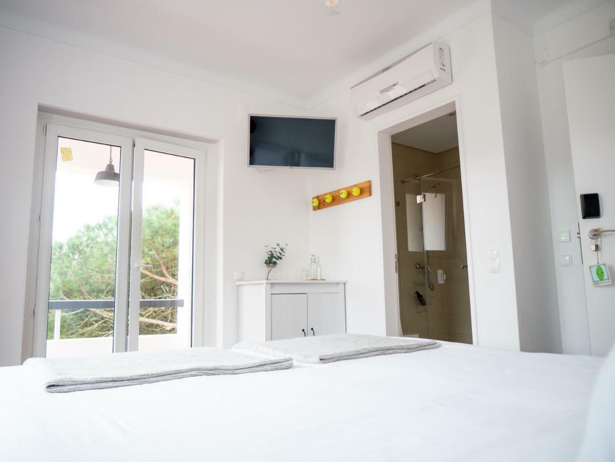 Azen Cool House Bed & Breakfast Azenhas do Mar Luaran gambar
