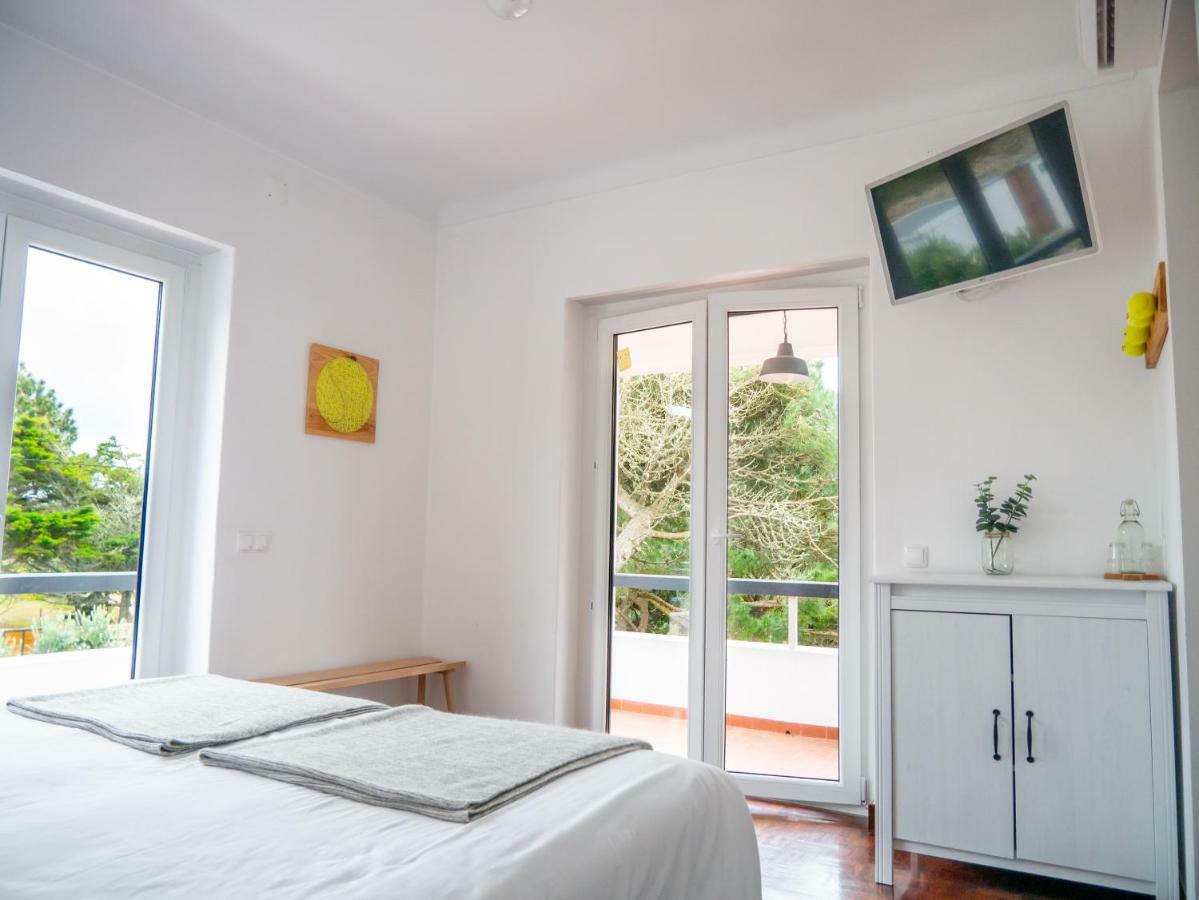 Azen Cool House Bed & Breakfast Azenhas do Mar Luaran gambar