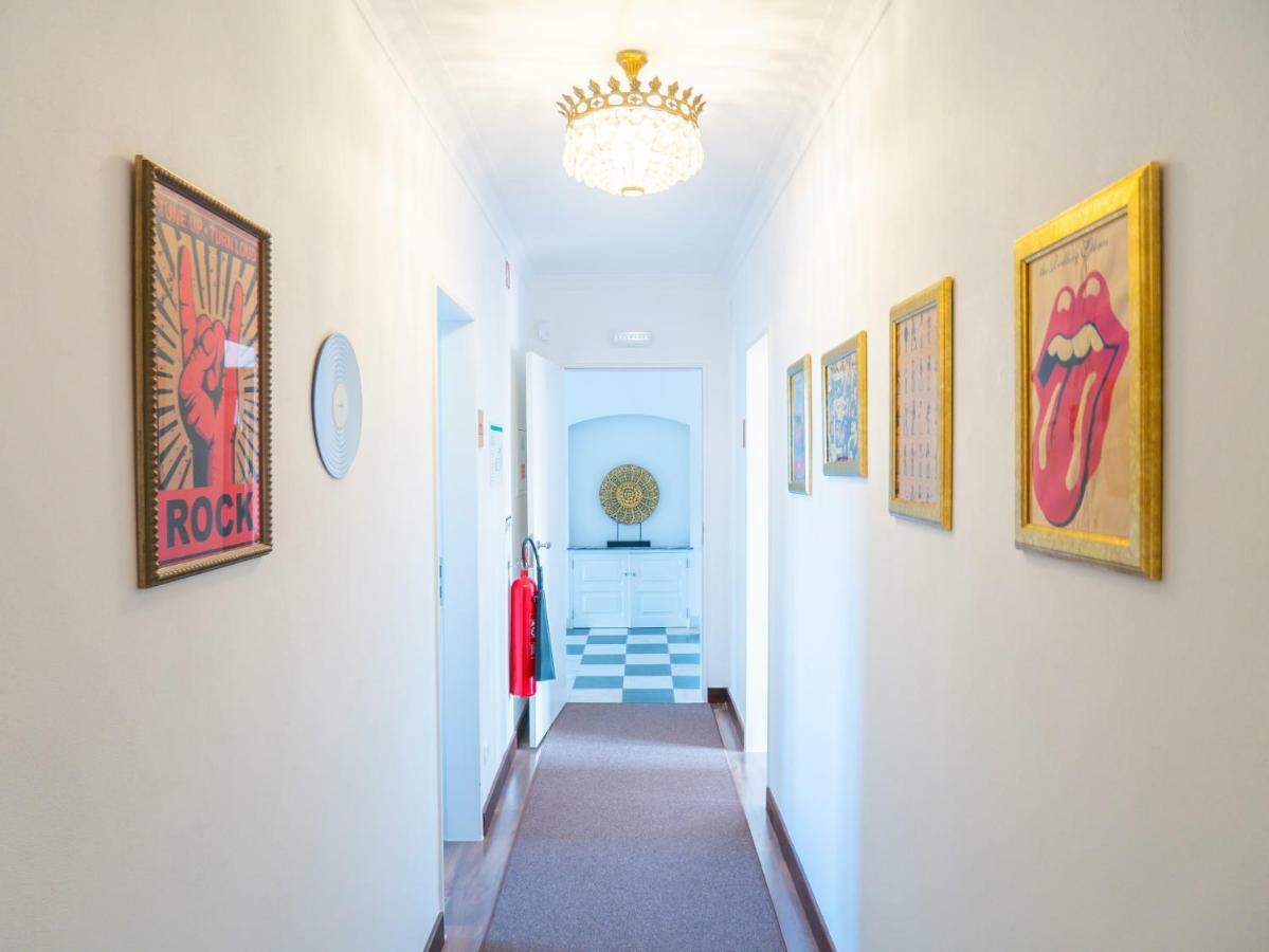 Azen Cool House Bed & Breakfast Azenhas do Mar Luaran gambar